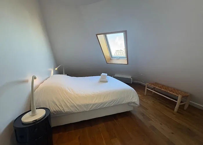 Topfloor Between Le Marais & Montorgueil *